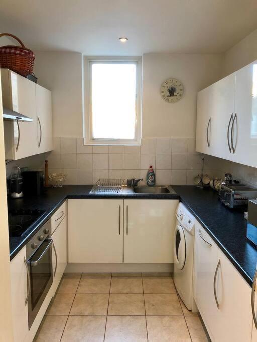 Spacious Apartment In The Heart Of Camden Town London Exterior foto
